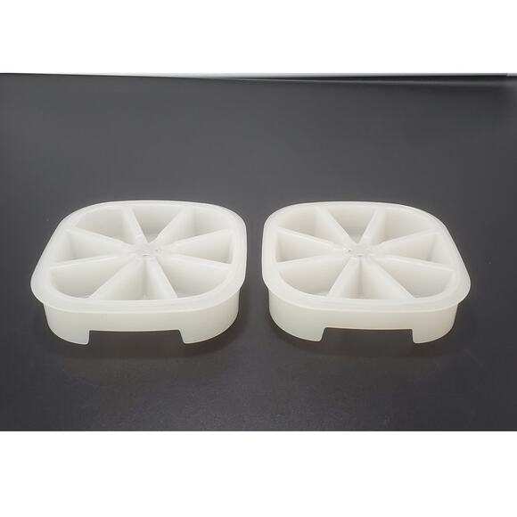 Tupperware Stackable Ice Cube Trays 1468 Triangle Wedge 5 1/4" Vintage  Set of 2 - Picture 1 of 6